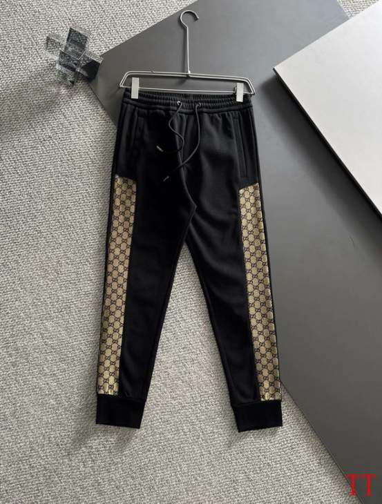 Picture of Gucci Sweater Suits _SKUGucciM-3XLttln19039874